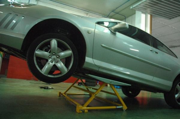Подъемник AUTOLift 3000 (ЧЕХИЯ) -  AUTOLIFT 3000 